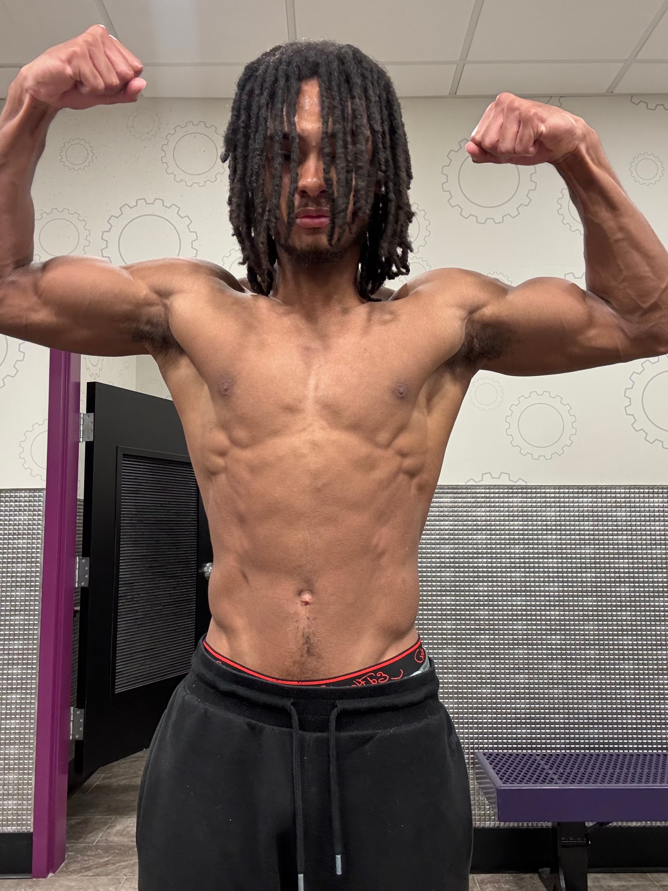 Jerome Golden — double bicep pose front